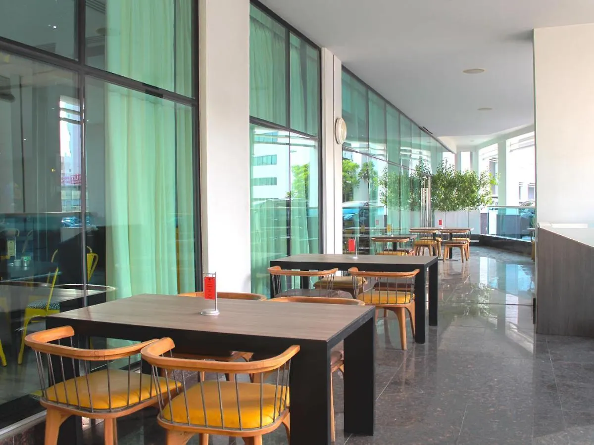 Hyatt Place Dubai Al Rigga 4*,  United Arab Emirates